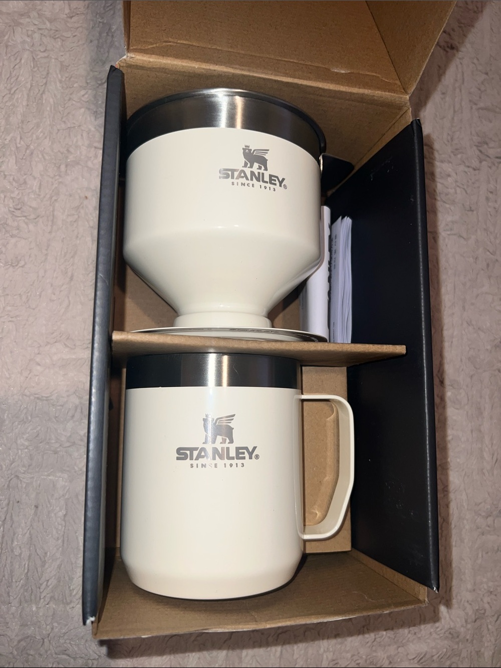 Stanley Classic Perfect-Brew Pour Over coffee Set in cream gloss, New in box